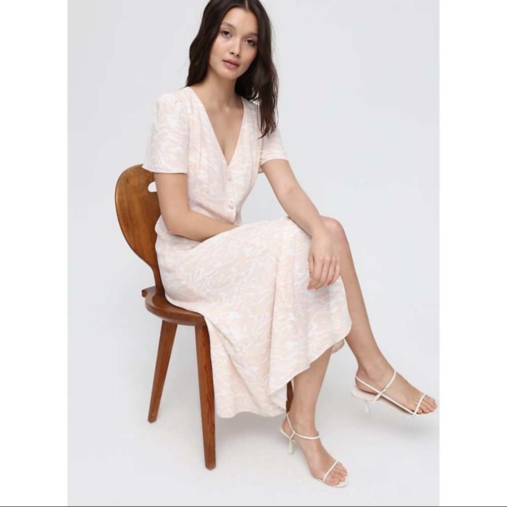 •SOLD• Aritzia Babaton Elin Dress - Picture 3 of 10